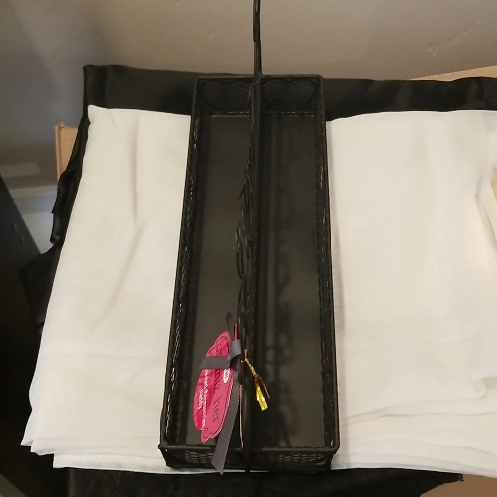 Accessories - Picture 3 of 9